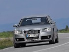 Audi S8 (2005)