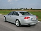 Audi S8 (2005)