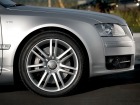 Audi S8 (2005)