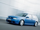 VW Golf R32